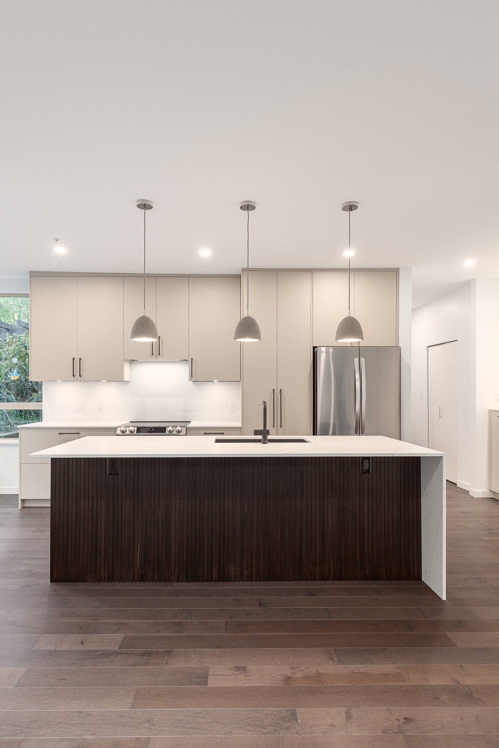 North Vancouver kitchen Design by Canadian Home Style