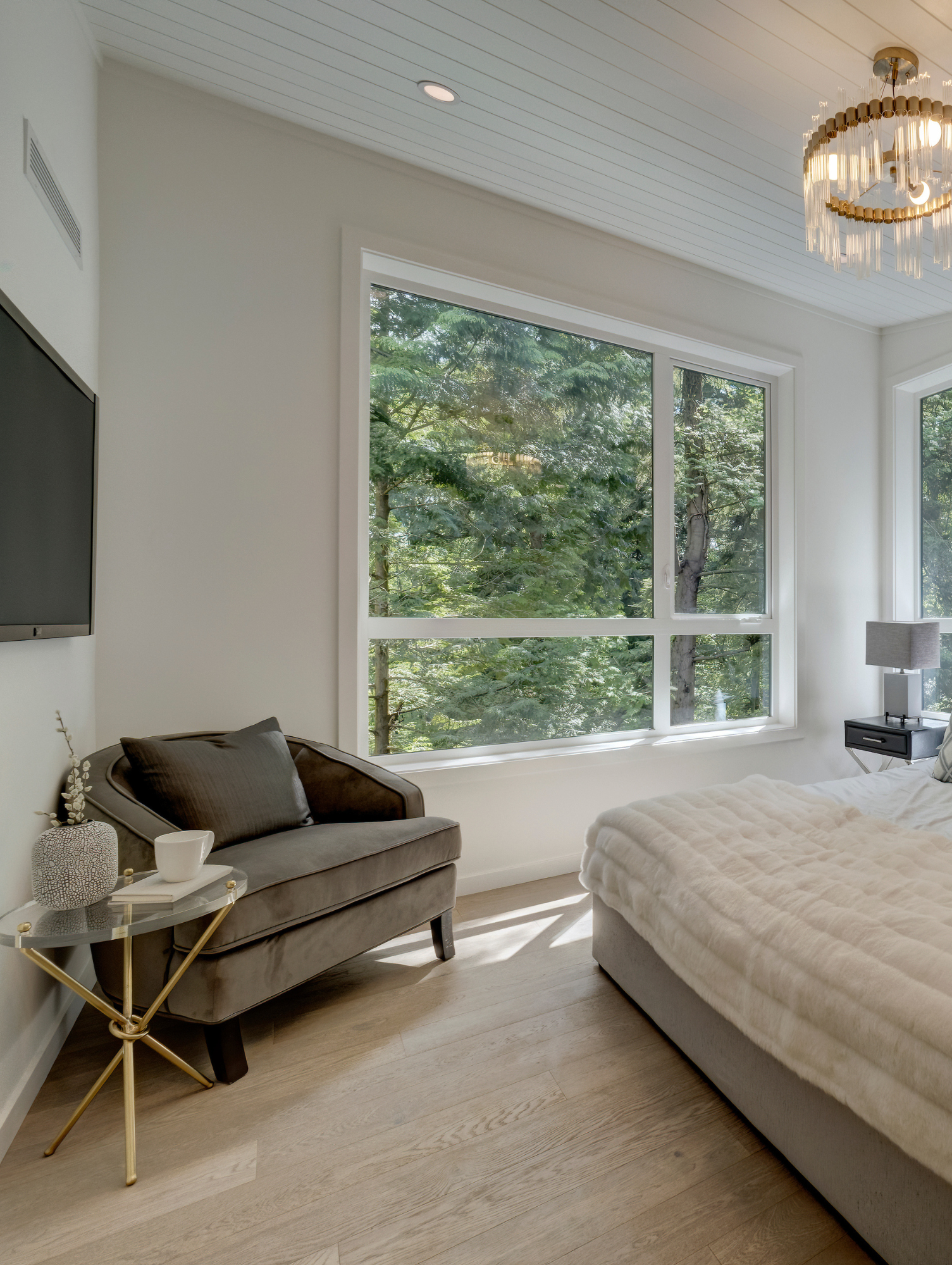 Hardwood flooring project in Vancouver by Canadian Home Style