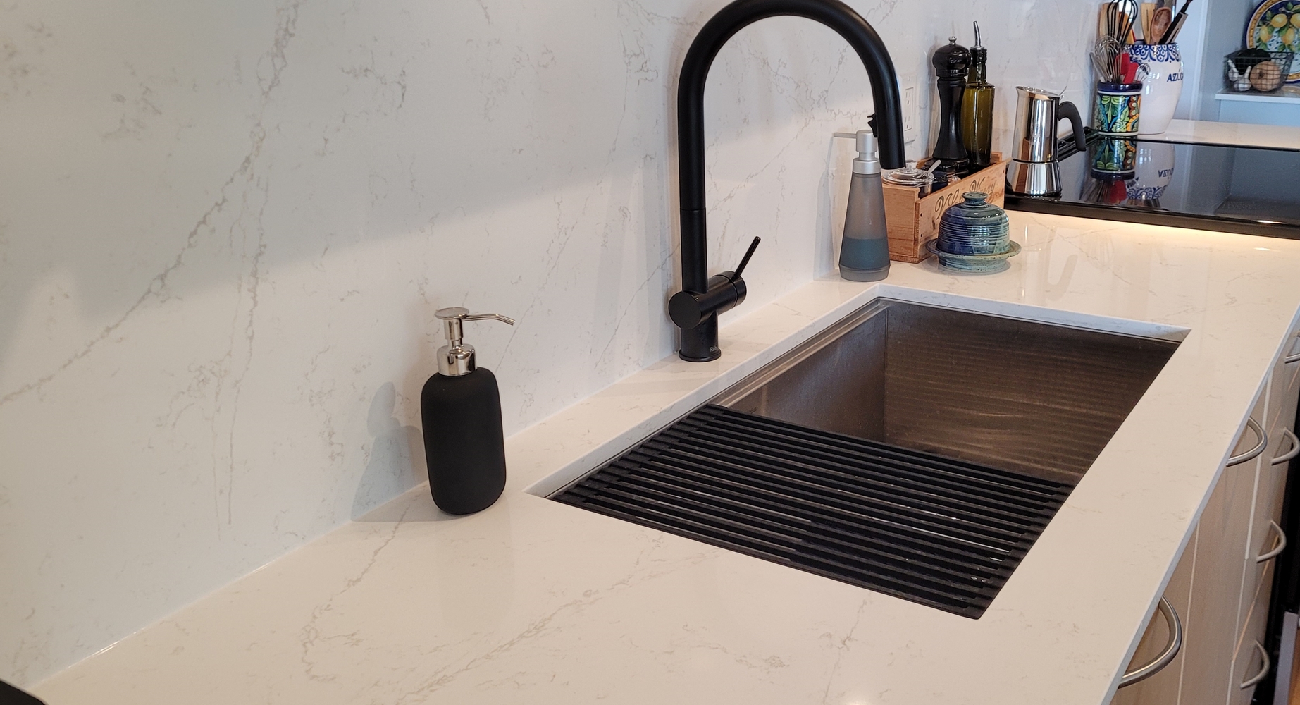 full height kitchen backsplash - Vancouver kitchen design