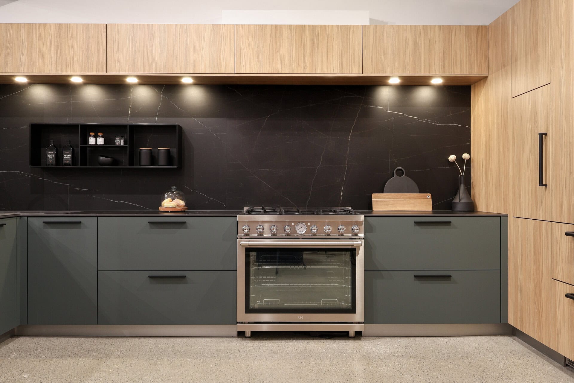 Canadian Home Style kitchen inspiration — matt lacquer range wall, oak tower