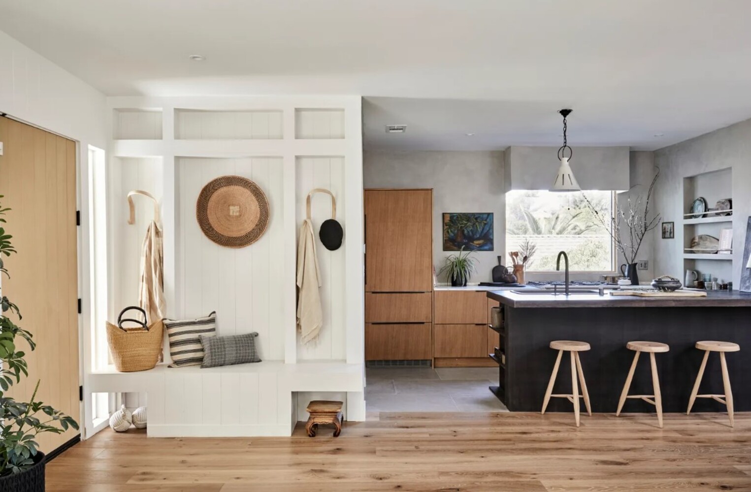 Japandi kitchen design in Metro Vancouver, British Columbia by Canadian Home Style 